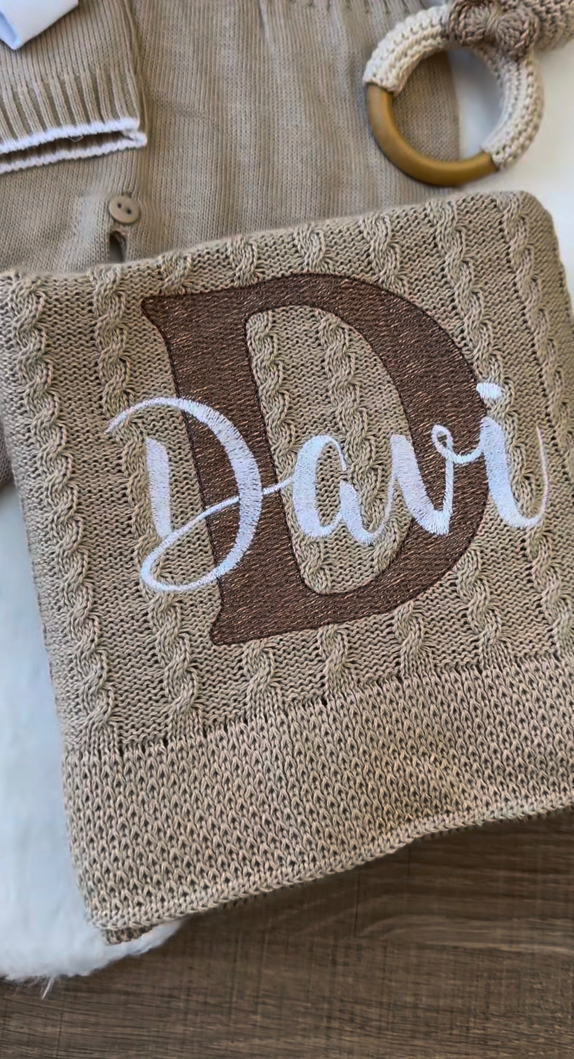 Kit Saída Maternidade Personalizável Completa Masculina Davi marrom | Personalize Com o nome do seu bebê