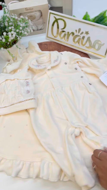 Kit Saída Maternidade Personalizável Completa feminina Jasmim : Personalize Com o nome da sua  Bebê