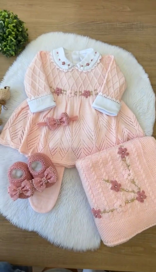 Kit Saída Maternidade Personalizável Completa feminina: Personalize Com o nome do seu Bebê (Cópia)