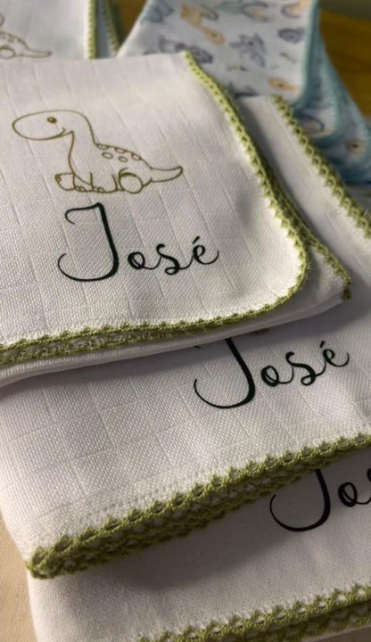 Kit de Fraldinha Completo e Personalizado com Nome do Neném | 10 Peças Personalizadas