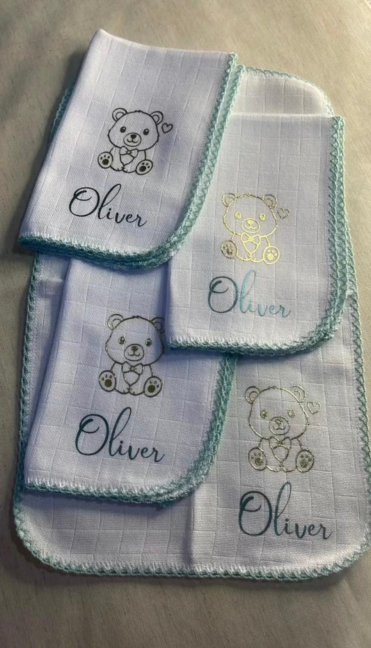 Kit de Fraldinha Completo e Personalizado com Nome do Neném | 10 Peças Personalizadas
